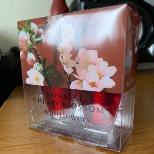 Bath and body works wallflower refill